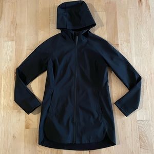 Like new - Lululemon Glyde Along Softshell